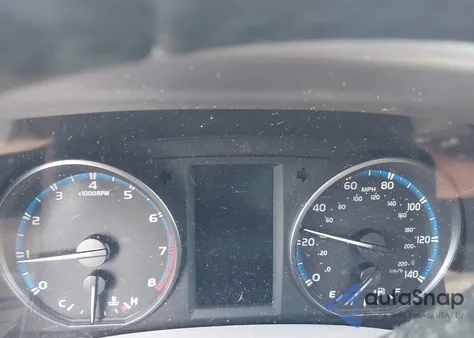 2017 Toyota Rav4 Xle из США, поврежденный, VIN 2T3RFREV9HW637460